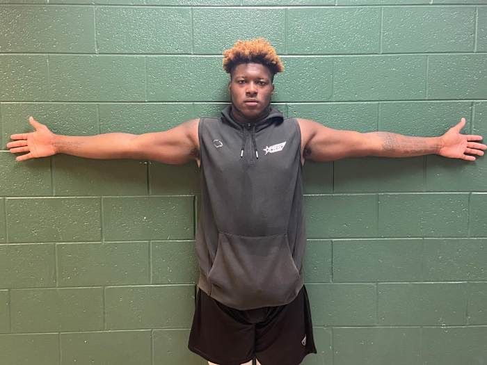 Bo Hughley, Offensive Tackle, Langston Hughes - 2023